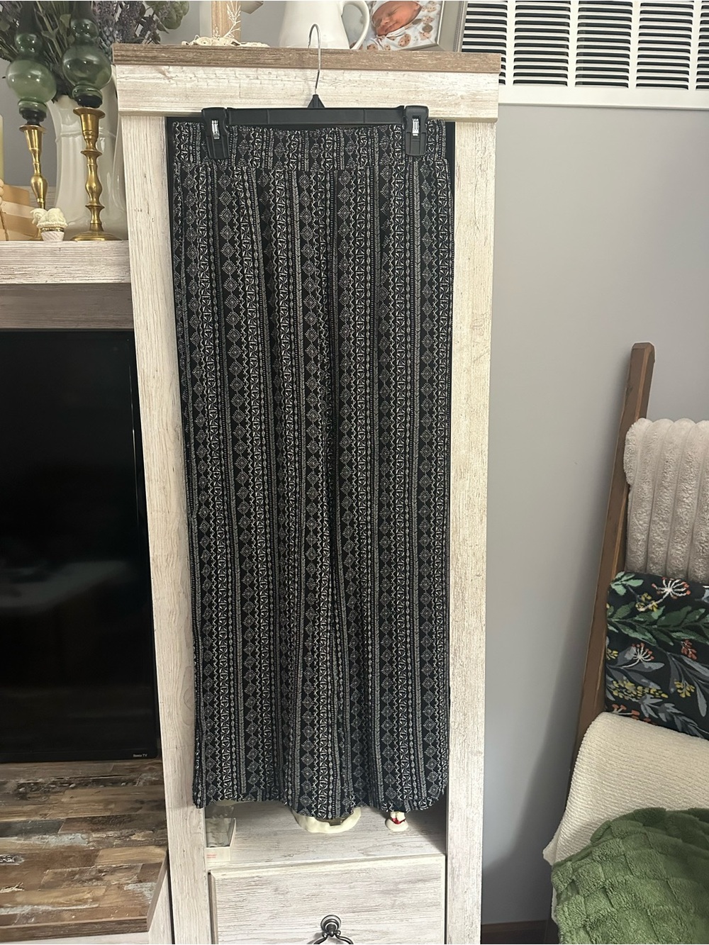 Black & Gray Wide-Leg Printed Palazzo Pants
